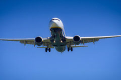 Principales documentos para extranjeros en los que te puede ayudar un abogado Avión